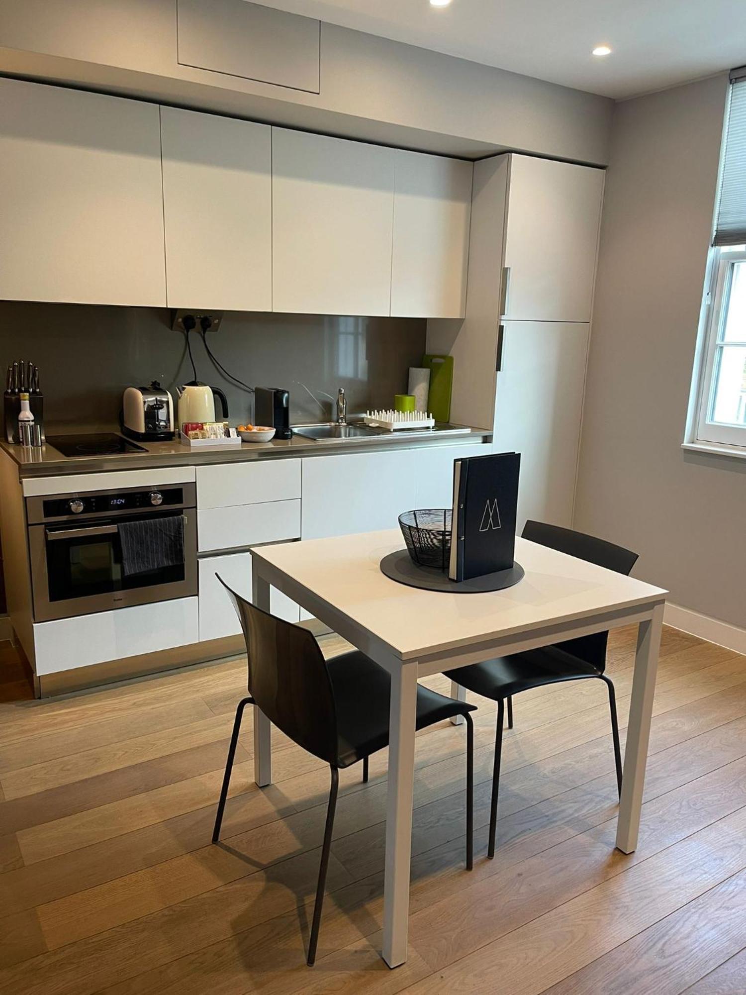 Mirabilis Apartments - Bayham Street Лондон Екстериор снимка